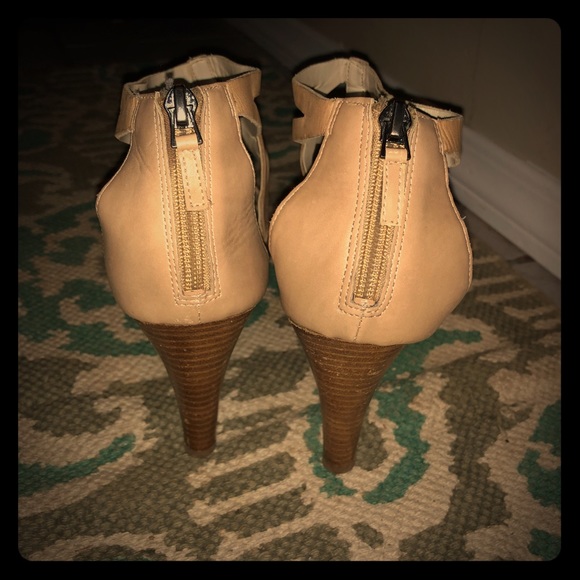 Franco Sarto peep toe pump sandals - Picture 4 of 7